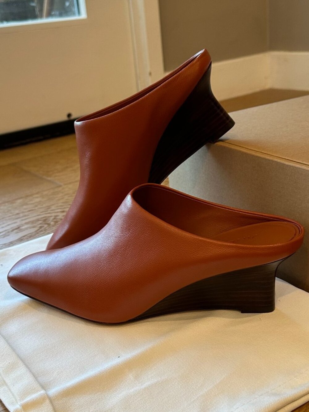 Vince Leather Benita Square Toe Slip On Clog Wedge Heel Pumps (Rust Amber) - Picture 16 of 16